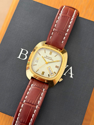 Bulova accuquartz 1973 mens - 1973, n3