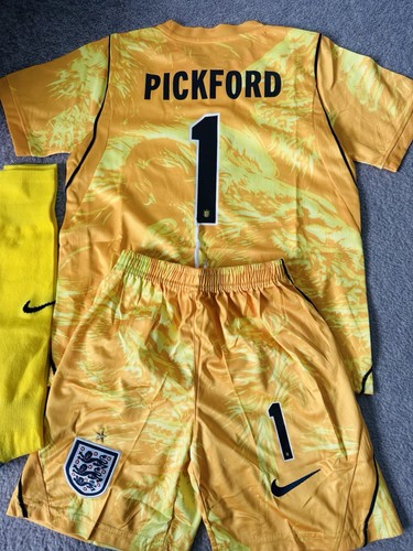 England goalkeeper kids - england,