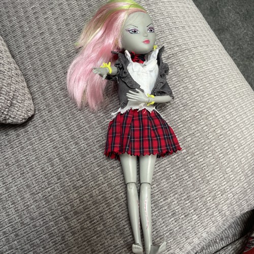 Twilight teens doll zombia - teens,