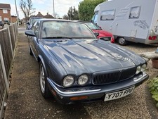Jaguar XJ8 3.2 V8 2001. Mot