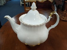 Royal Albert Val D'or Bone