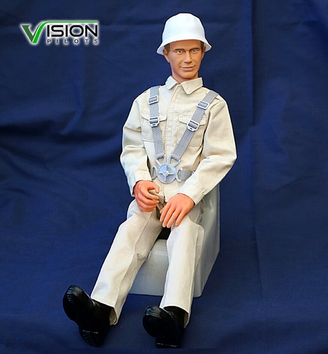 Scale pilot figure - 1:4,