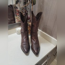 Justin Boots 9.5 D