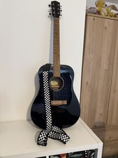 Fender Classic Design CD60 BLK Acoustic Guitar Excellent Condition with Case