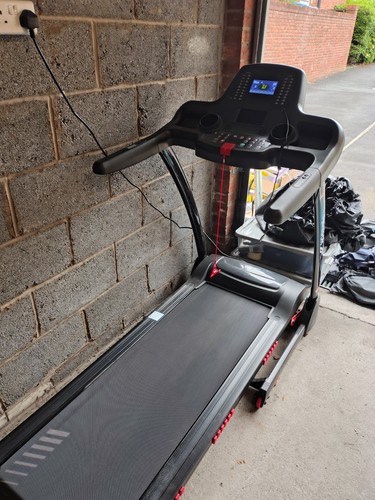 Reebok zr8 motorised electric - reebok,