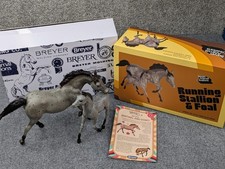 Breyer Sentinel Echo Running