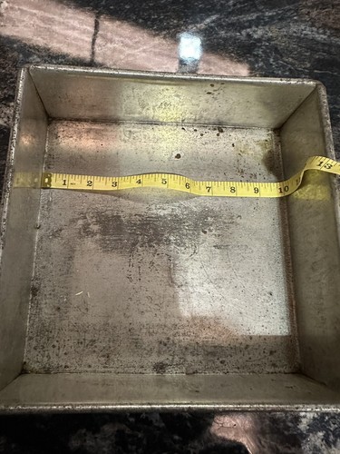 Square cake tins - &,