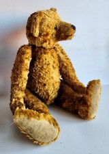 WONDERFUL OLD STRAW FILLED TEDDY BEAR - LONG ARMS - HUMP ON BACK - LONG SNOUT
