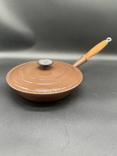 Le Crueset #24 Dark Brown Iron Skillet Pan with Wood Handle and Lid