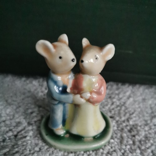 Vintage ceramic mouse - mouse, loving