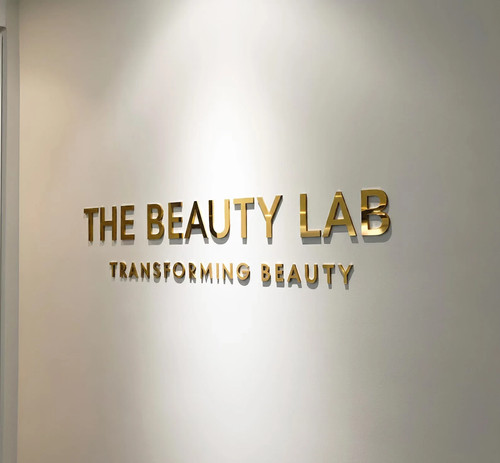 Gloss gold letters for wall - gold,