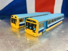 Hornby 00  Class 142 DMU Pacer