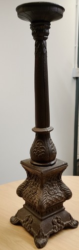 Lovely vintage antique cast - lovely,