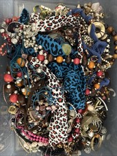 Costume Jewellery Mixed Job Lot 8kg Craft Upcycle Resale t3963