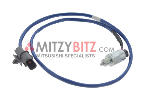 Front diff lock switch - front, for