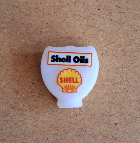 Plastic shell oils petrol pump - oils,