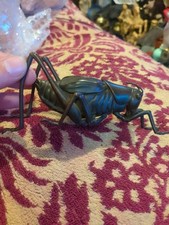 JAPANESE BRONZE OKIMONO OF A TRUE KATYDID with articulated legs signed 16cm long