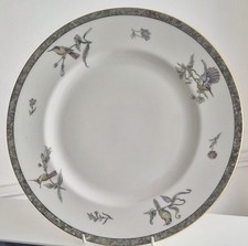 WEDGWOOD BONE CHINA HUMMING BIRD PATTERN 1 x 10.5" PLATE