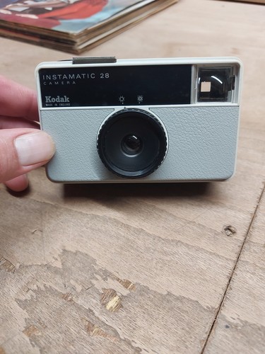 Kodak instamatic camera - kodak,