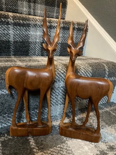 Pair vintage hand carved - of, hand-carved