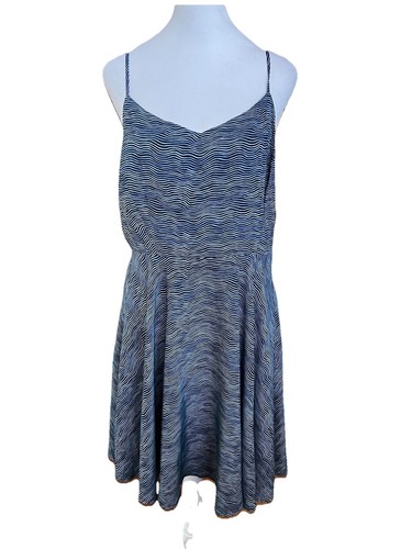 Nwt old navy - wavy, stripes