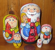 Russian SMALL MATRYOSHKA 5