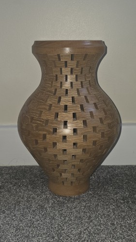 Wood turned medium open - wood,