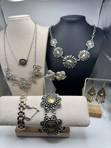 Vtg now flower power - power, floral