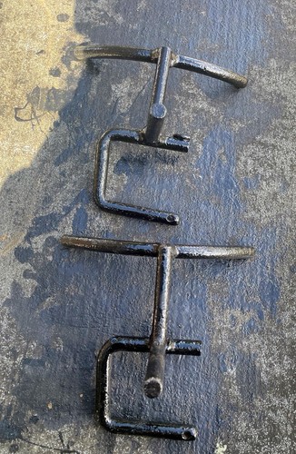 Pair iron jump - of, hold