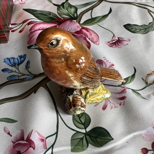 Beswick robin 980 ceramic bird - beswick,