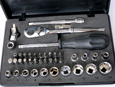 HALFORDS ADVANCED Socket Ratchet Set Tool Box 41 pieces