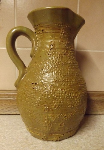 Knights tintagel pottery jug - knights,