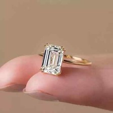 2Ct VVS1 Emerald Cut Lab