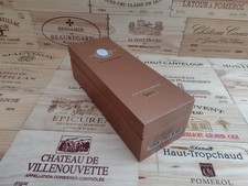 Wooden wine box crate - wine, lid