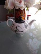 METRO SHAPED TEAPOT HOMEMAKER BY RIDGEWAY POTTERIES VERY GOOD VINTAGE CONDITION