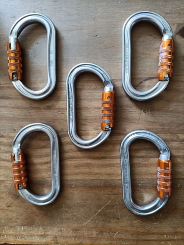 Petzl oval triact carabiner - oval,