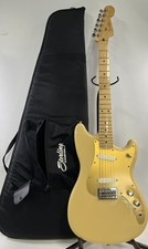 FENDER DUO SONIC W/ SOFT CASE