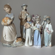 7 X lladro , Nao , Casades figurines In Very Good Condition