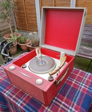 Vintage "Defiant" Portable