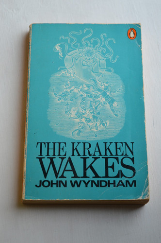 The kraken wakes paperback - wakes, [paperback]