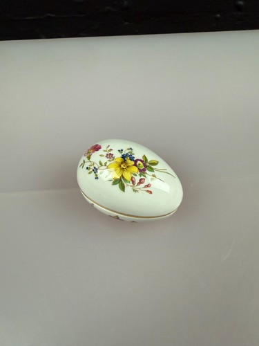 Hammersley fine bone china egg - fine,