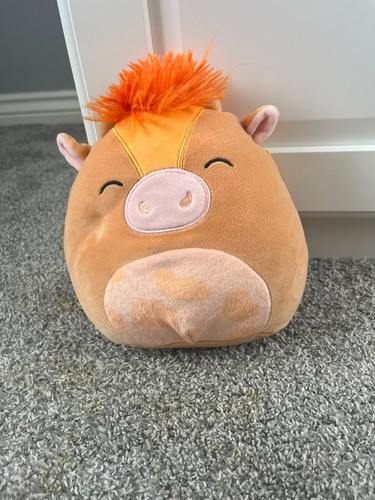 Giraffe squishmallow - giraffe,