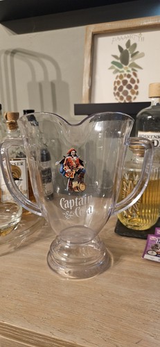 Captain morgan rum - captain,