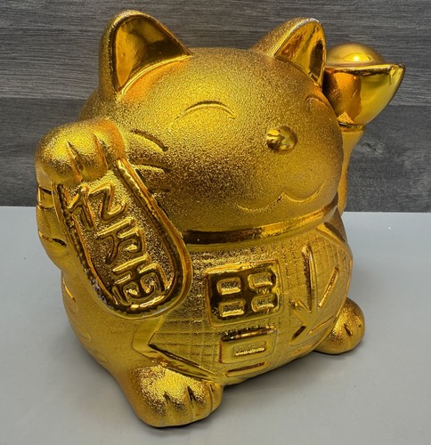 Lucky cat piggy bank - lucky, bank,