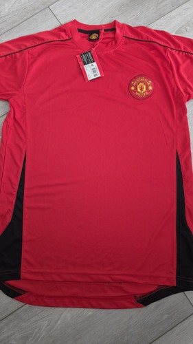 Official manchester united red - manchester,