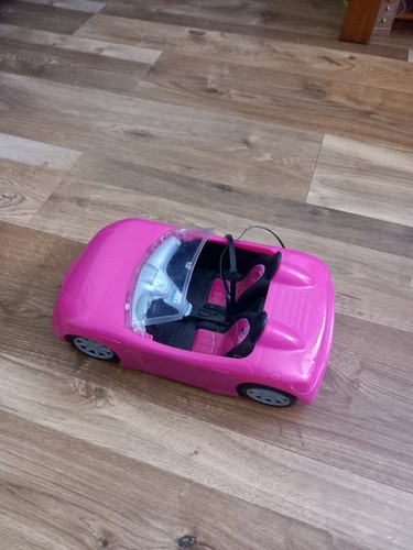 Barbie convertible seater - barbie,
