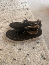 Nike Mayfly Black Trainers Size UK 6.5 Suede Woven Low Womens Gym