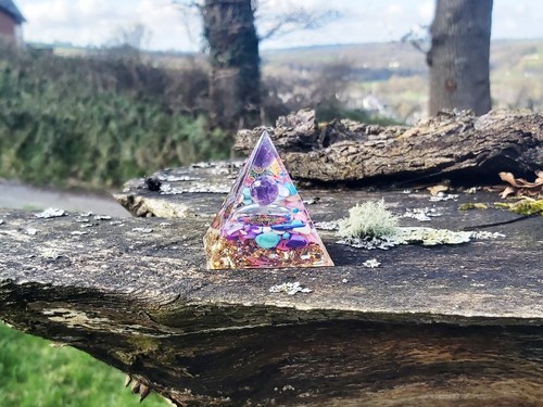 Multistone orgonite pyramid - multistone,