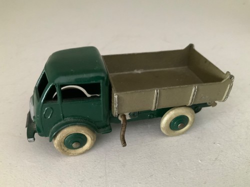 French dinky toys 24m ford - 24m,