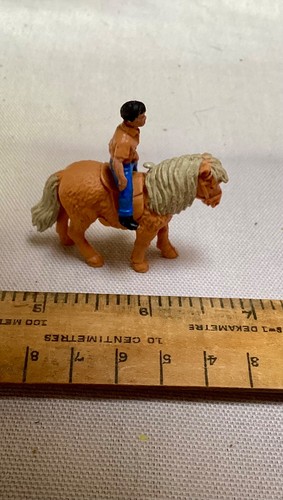 Vintage britains farm - vintage, plastic